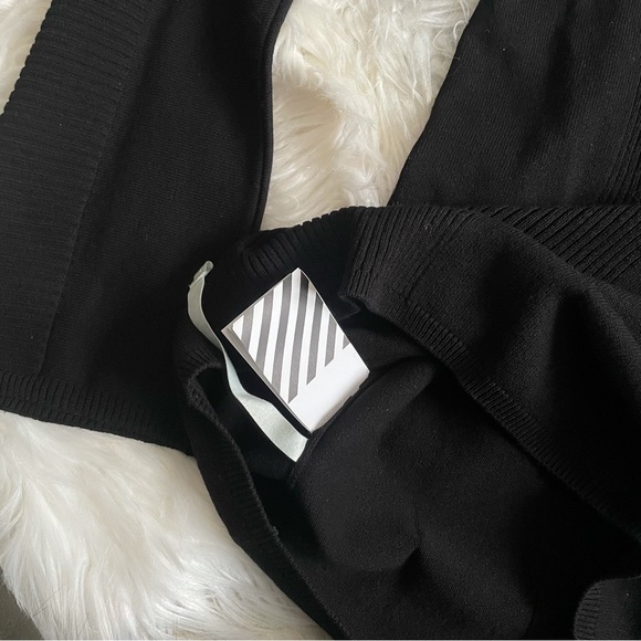 OFF-White FW21 Sweater Dress - Picture 11 of 13